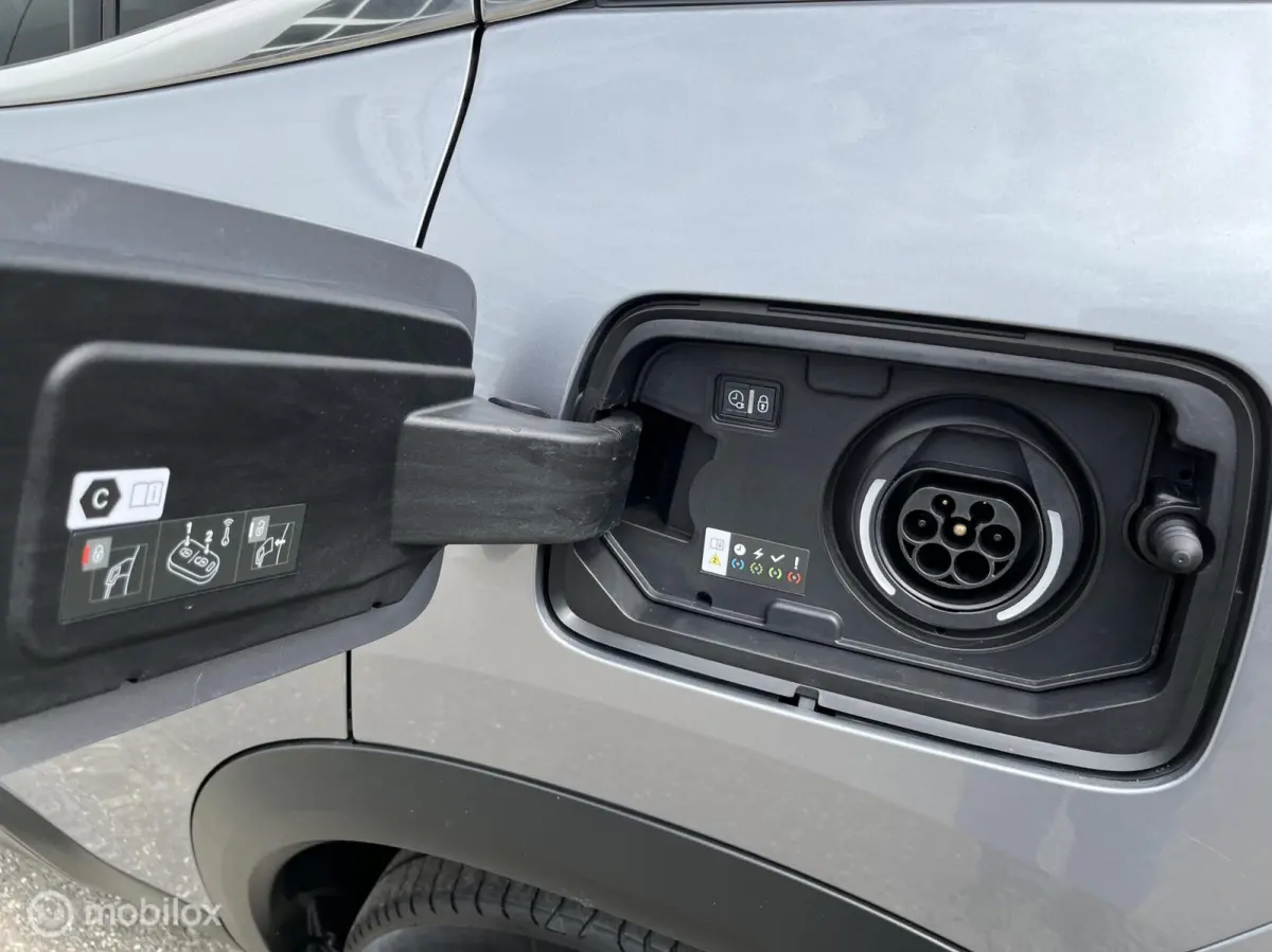 1.6 Plug-in Hybrid 225 PK C-SERIES/LUXE