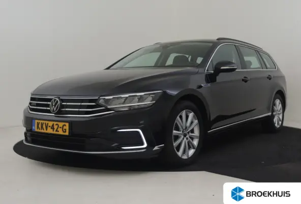 1.4 TSI PHEV GTE Business 218Pk DSG/AUTO | Elektr.Trekhaak | Camera | Cruise control adaptief | Apple carplay Android auto | Navigatie | DAB | LED | Stoelverwarming | 17"LMV