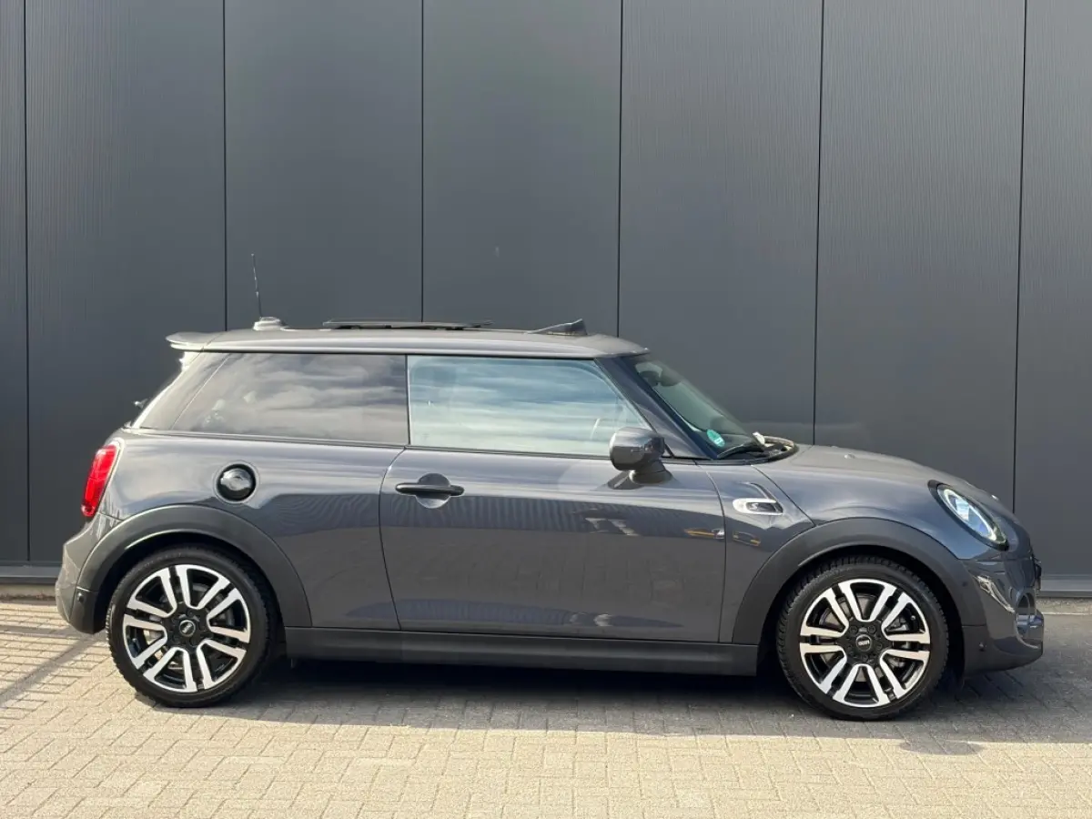S 2.0 Aut. Pano Leder Camera LED Carplay Navi JCW-Stuur