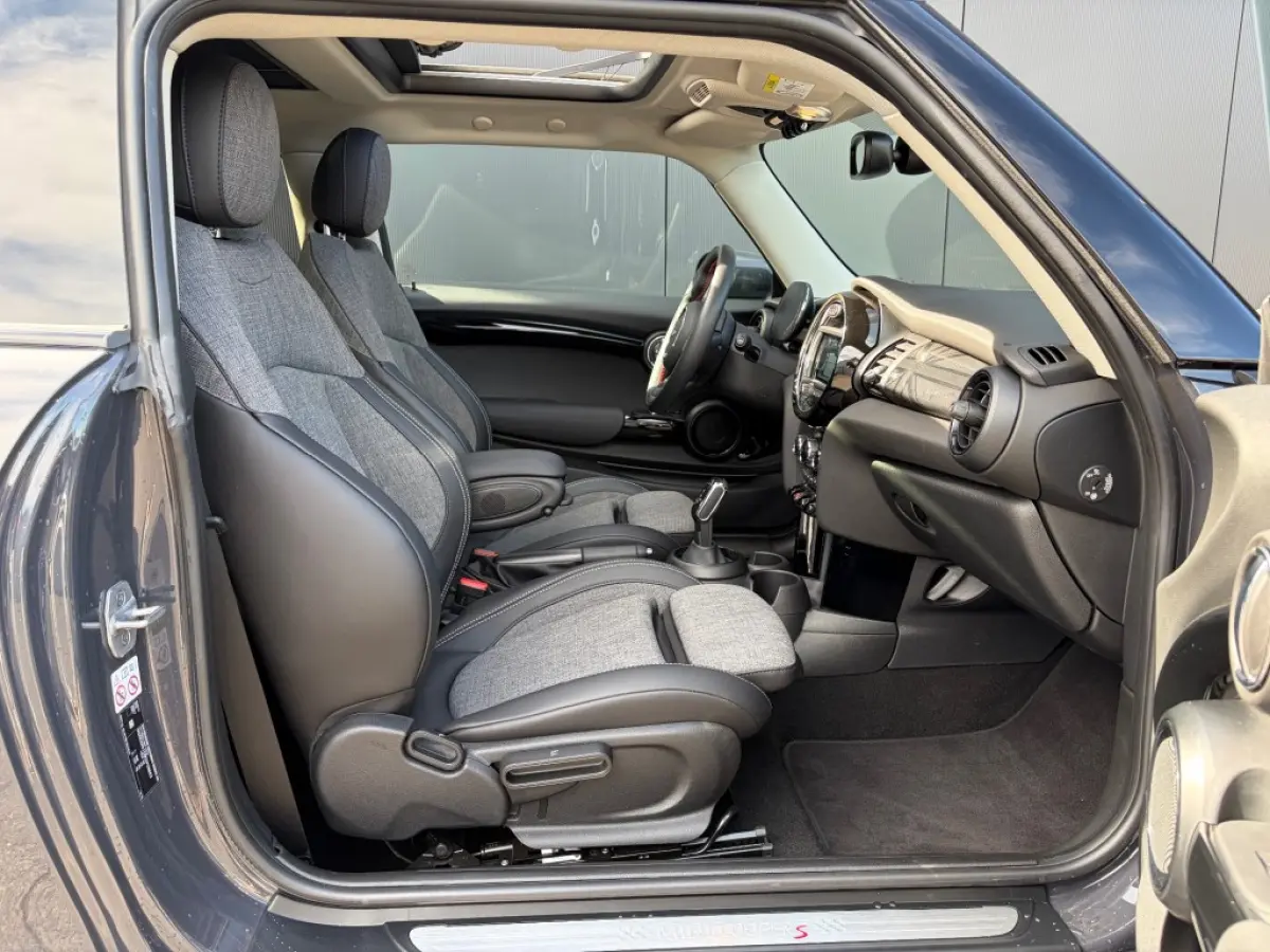 S 2.0 Aut. Pano Leder Camera LED Carplay Navi JCW-Stuur