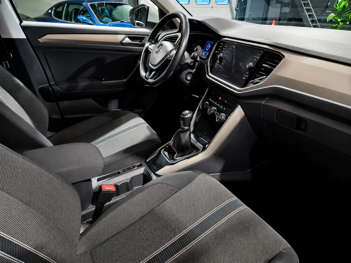 1.0 TSI Style - Clima - Adapt Cruise - Stoelverw - Navigatie - CarPlay - PDC - Rijklaar