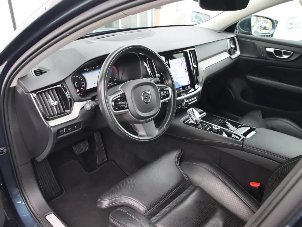 2.0 T6 Recharge AWD 340PK Inscription | Memory | H&K Audio | Trekhaak