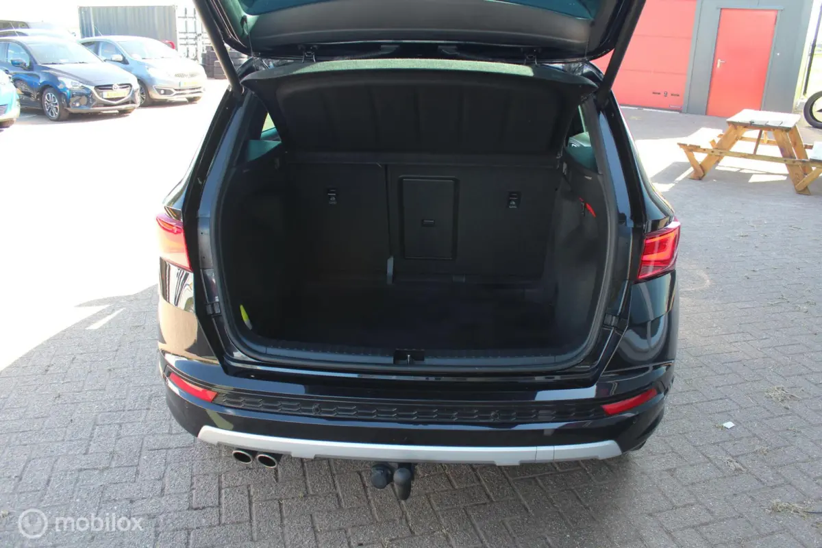 1.5 TSI FR Bsn Virtual/Leder/Trekhaak/Beats/19Inch