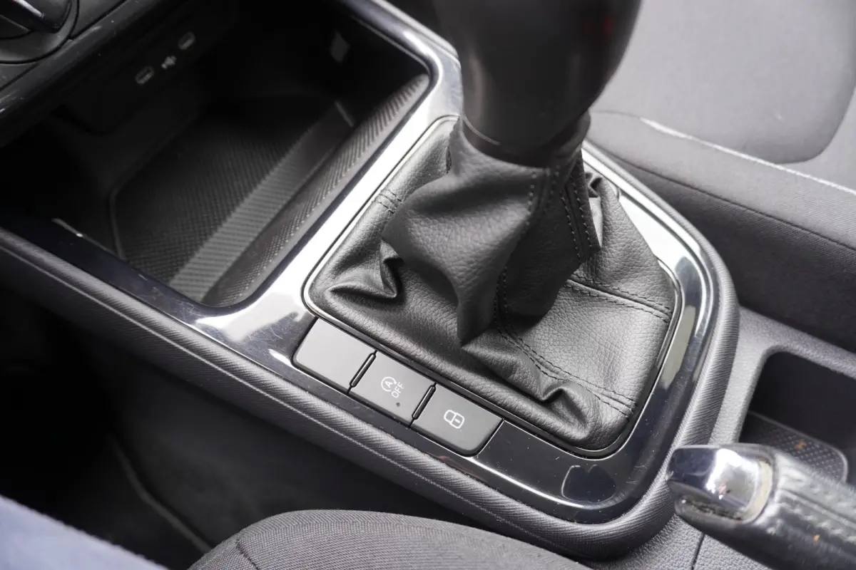 1.0 TSI 95pk Active | LaneAssist | Airco | DAB | VermoeidheidsHerkenning