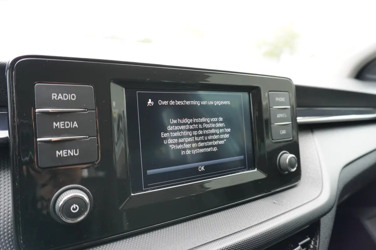 1.0 TSI 95pk Active | LaneAssist | Airco | DAB | VermoeidheidsHerkenning