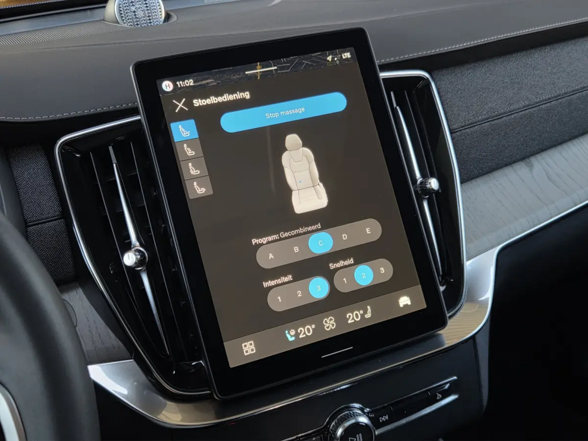 2.0 T8 Plug-in hybrid AWD Ultra Dark | Luchtvering | Massage/ventilatie | Bowers&Wilkins | Trekhaak