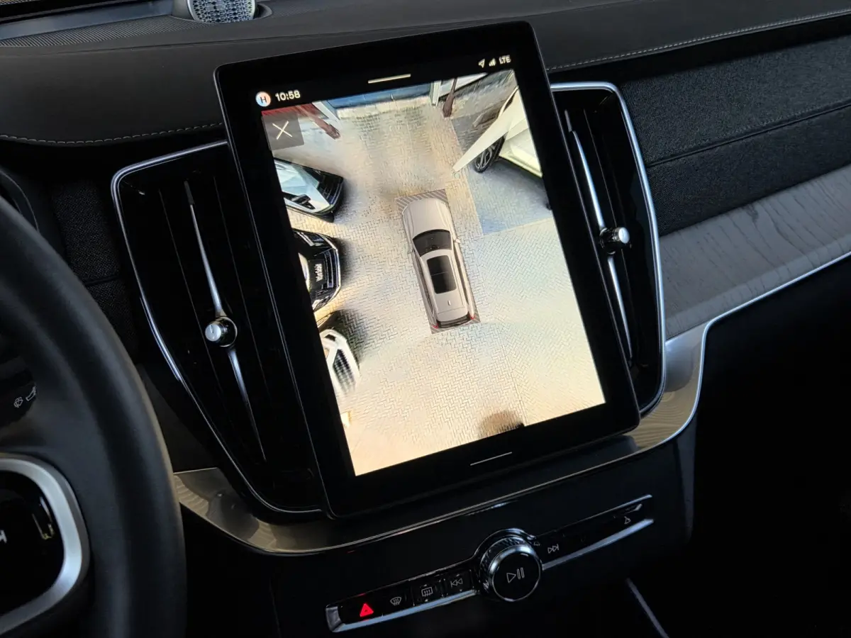 2.0 T8 Plug-in hybrid AWD Ultra Dark | Luchtvering | Massage/ventilatie | Bowers&Wilkins | Trekhaak