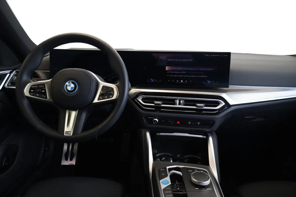 Gran Coupé eDrive40 | M Sportpakket | SOH 95,1% | Voorstoelen Verwarmd |