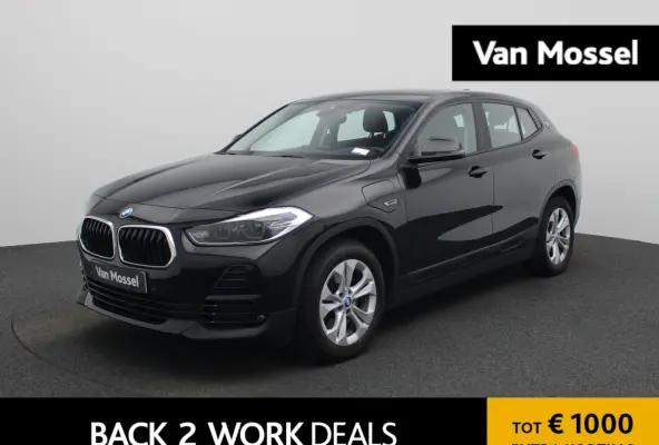 xDrive25e | Automaat | Head-up Display | Achteruitrijcamera | Parkeersensoren |