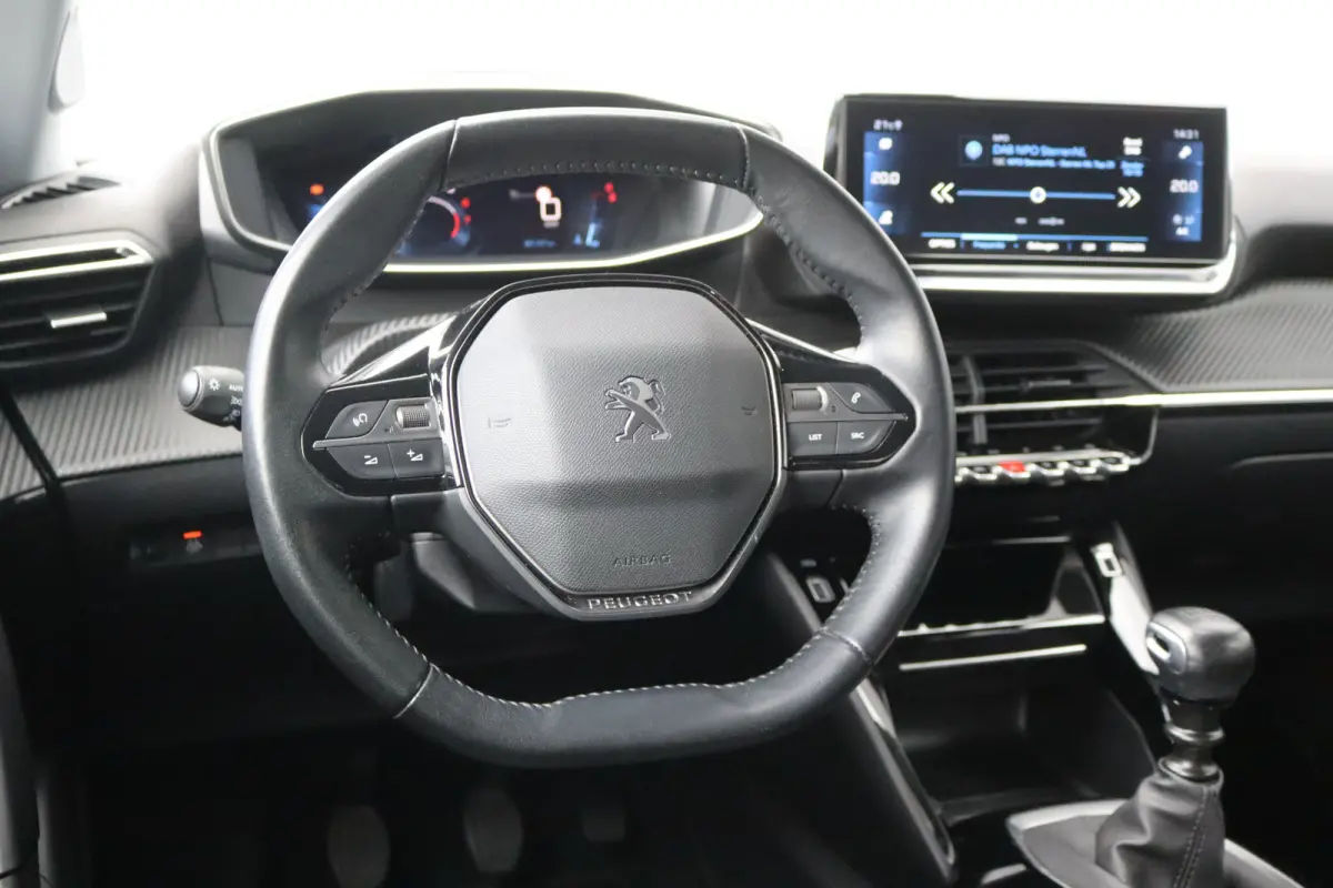 1.2 PureT. 130PK Allure Gr.-Navigatie/Camera/Cruise-control/Carplay-android