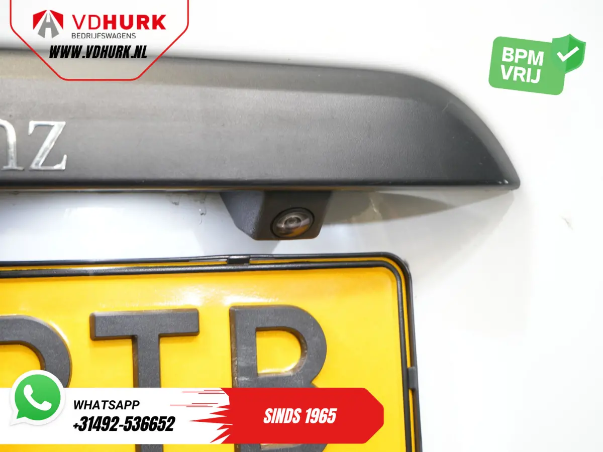 119 CDI Aut. L3 LED/ Carplay/ Stoelverw./ Standkachel/ Navi/ Cruise/ Camera/ Airco/ 17”LMV/ PDC/ Dakdragers/ Trekhaak