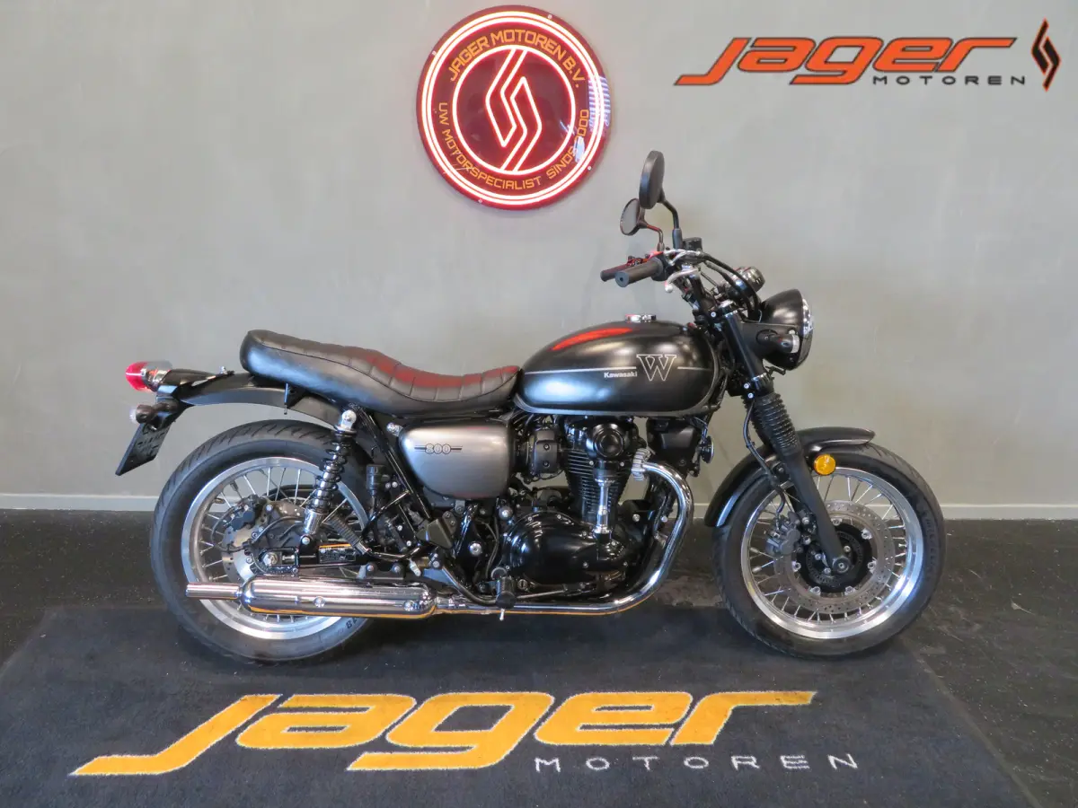 Kawasaki W 800 Special Edition 2019 Benzine Onbekend leasen