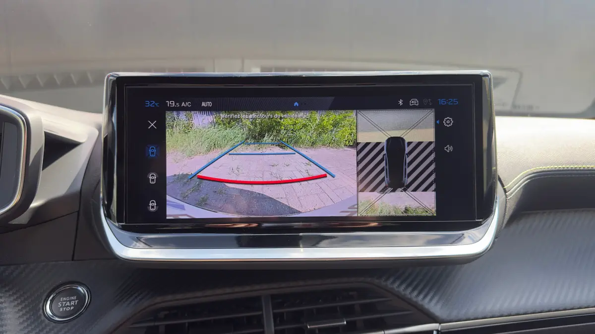 GT | Elektrische parkeerrem | Extra getinte achterste zijruiten en achterruit | Extra getinte achterste zijruiten en achterruit