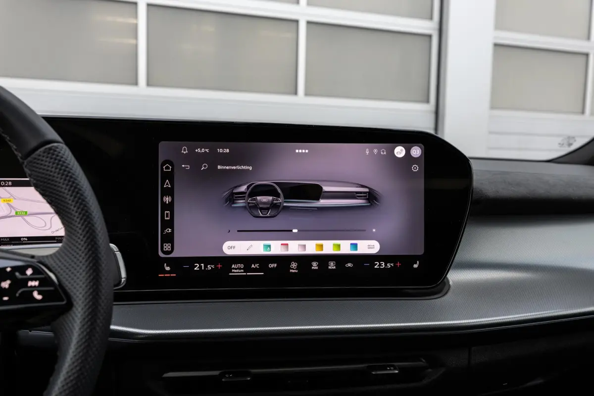 1.5 e-hybrid 272pk S edition | Leder interieur | Tech Plus pakket | 19'' velgen