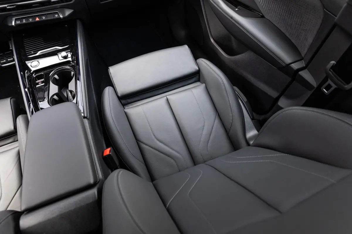 1.5 e-hybrid 272pk S edition | Leder interieur | Tech Plus pakket | 19'' velgen