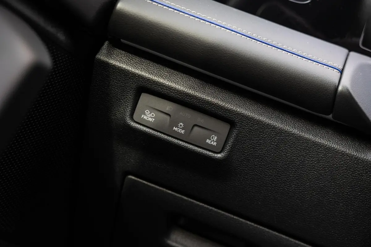 1.5 eHybrid 204pk R-Line Edition | Panoramadak | Leder | Trekhaak | Stoel Ventilatie