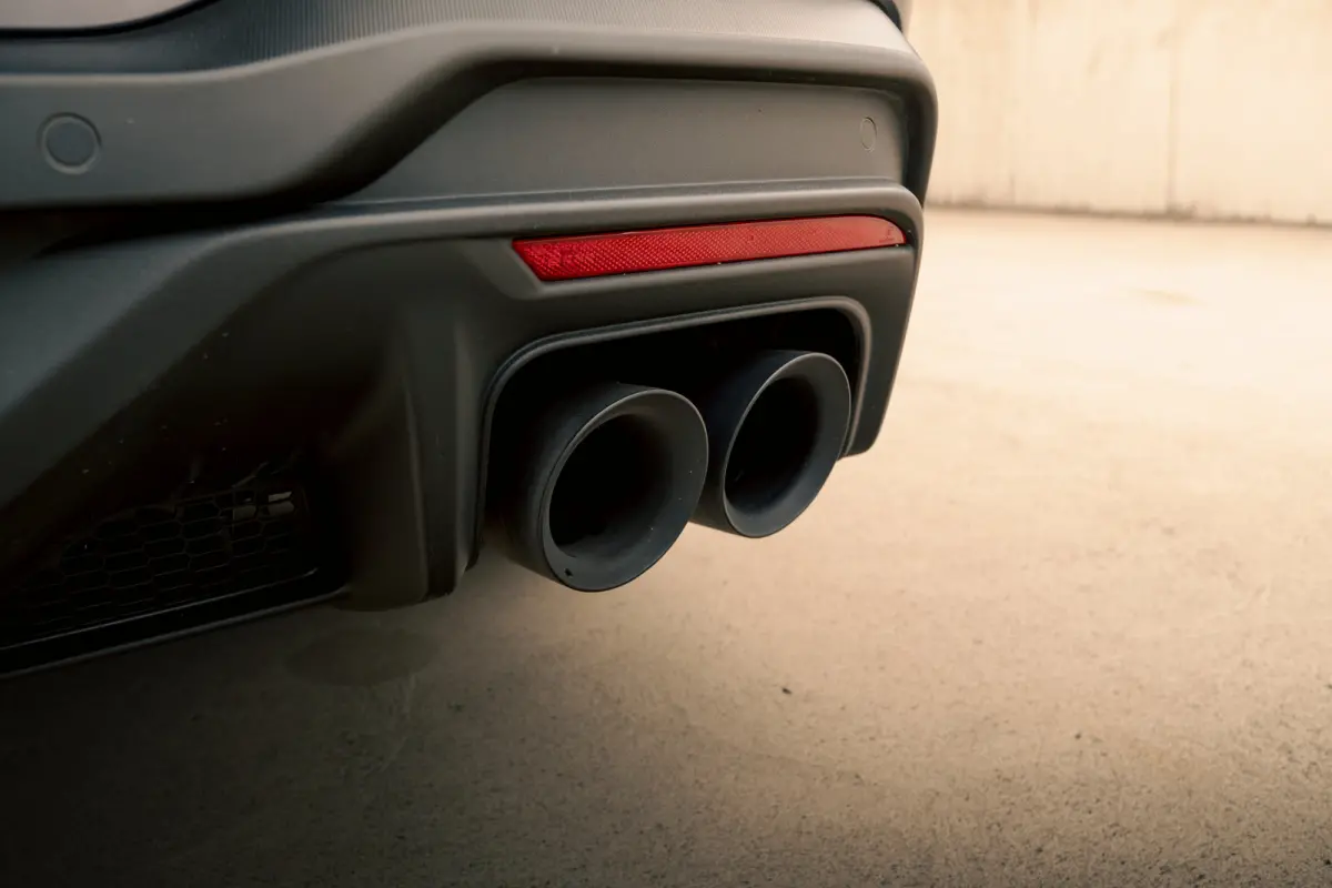 5.0 V8 DARK HORSE | Org. NL | Recaro | Adap. Cruise | BLIS