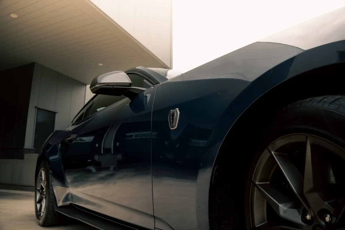 5.0 V8 DARK HORSE | Org. NL | Recaro | Adap. Cruise | BLIS