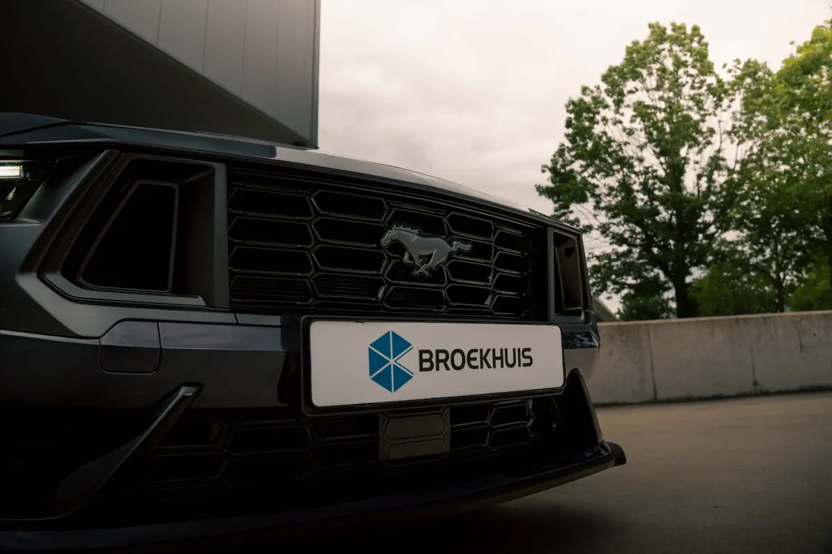 5.0 V8 DARK HORSE | Org. NL | Recaro | Adap. Cruise | BLIS