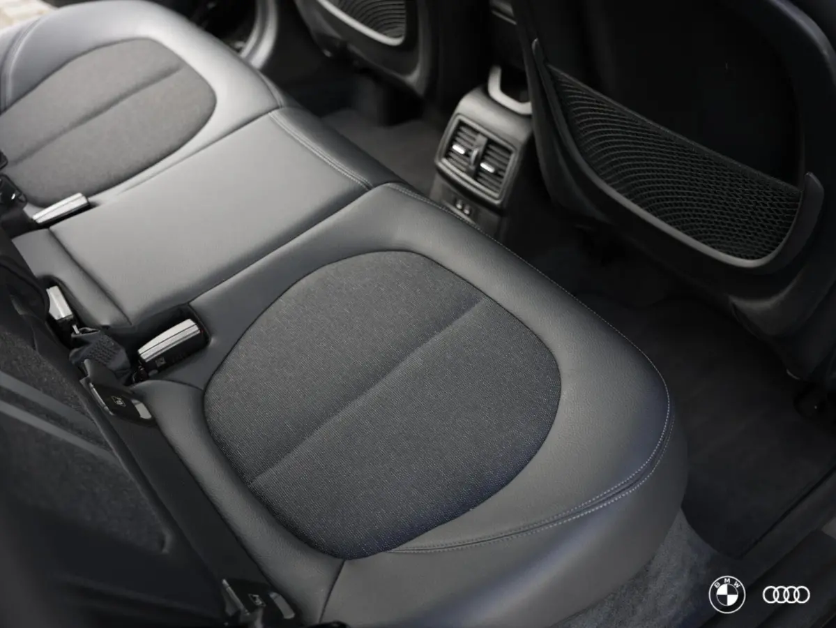 xDr25e M SPORT / PANODAK / ACC / HEADUP / CARPLAY / 19"
