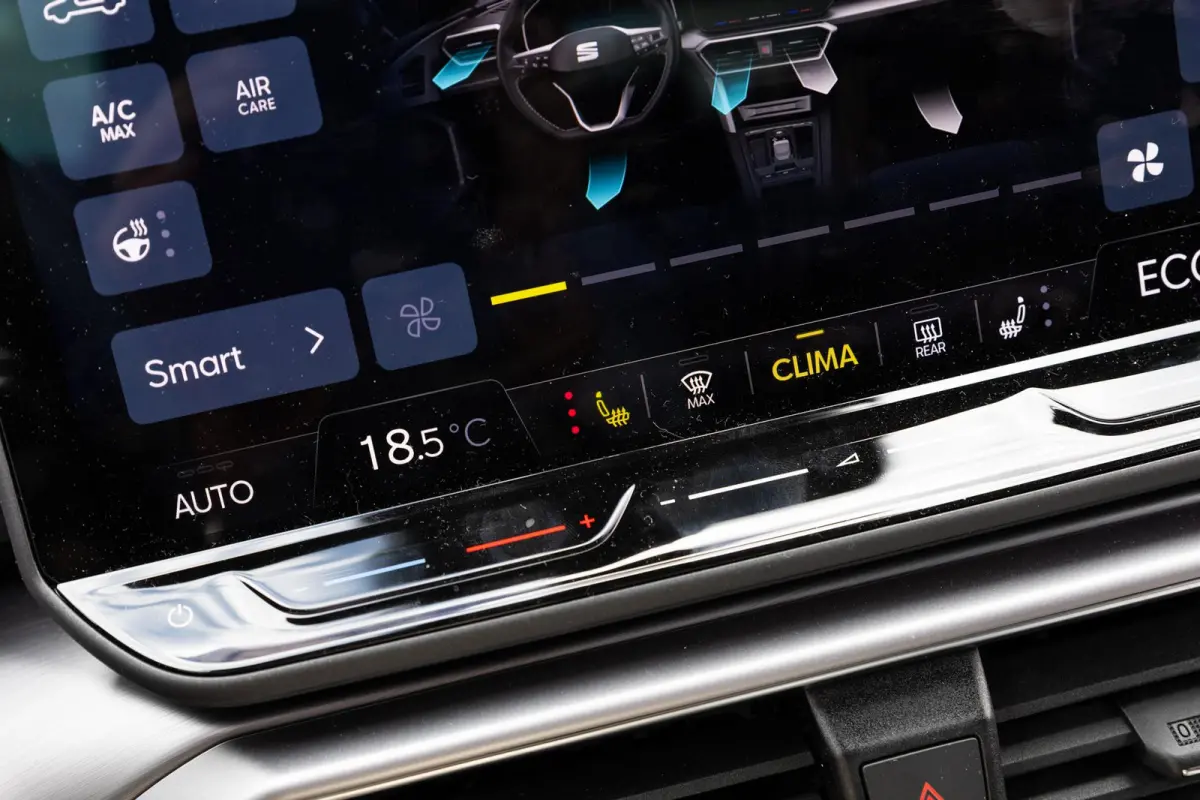 1.5 TSI e-Hybrid 204pk FR Business | Stoel-/ Stuurwielverwarming | 18" Velgen