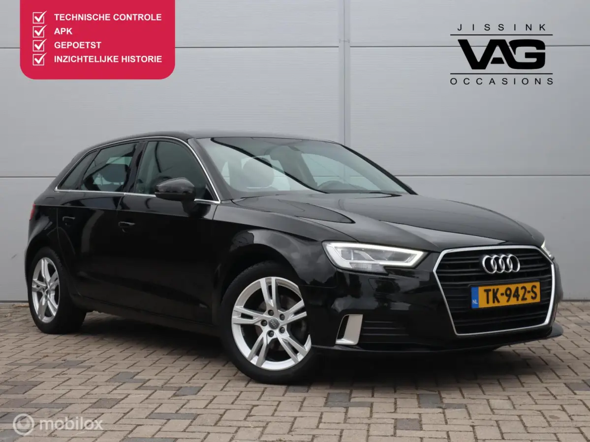 1.0 TFSI LED pdc Airco Cruise Navi 17 inch