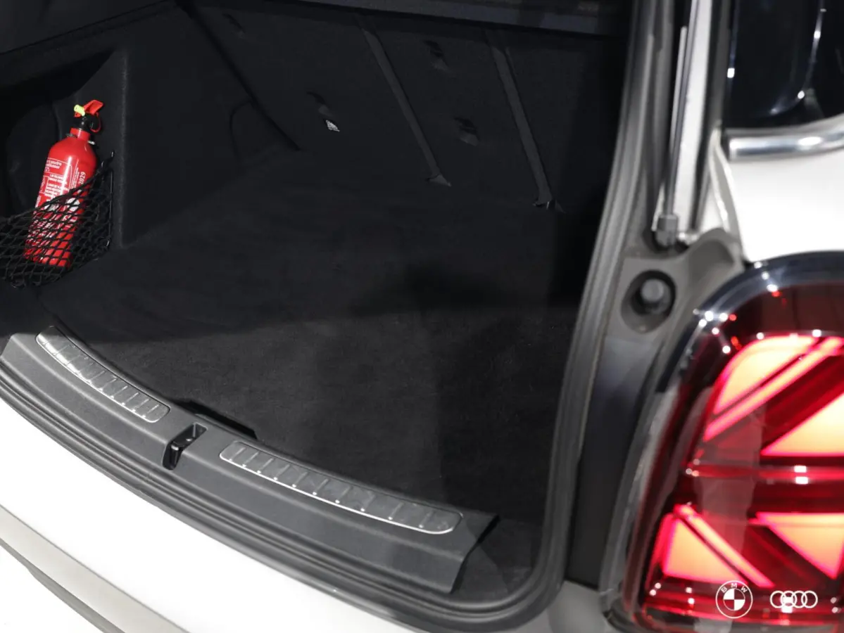 1.5 COOPER YOURS / PANODAK / MEMORY / ACC / LEDER / 17"