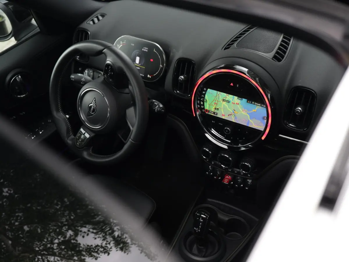 1.5 COOPER YOURS / PANODAK / MEMORY / ACC / LEDER / 17"