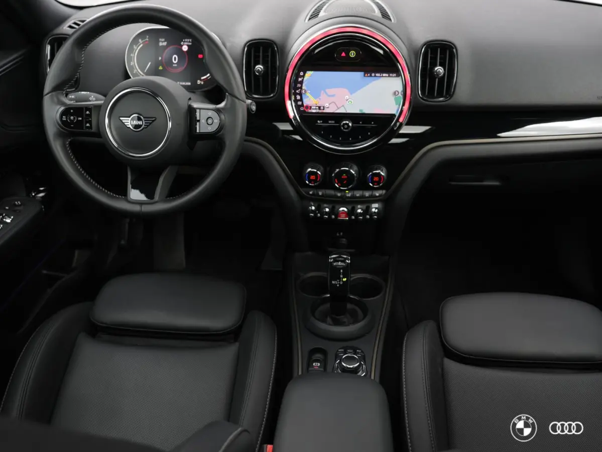 1.5 COOPER YOURS / PANODAK / MEMORY / ACC / LEDER / 17"