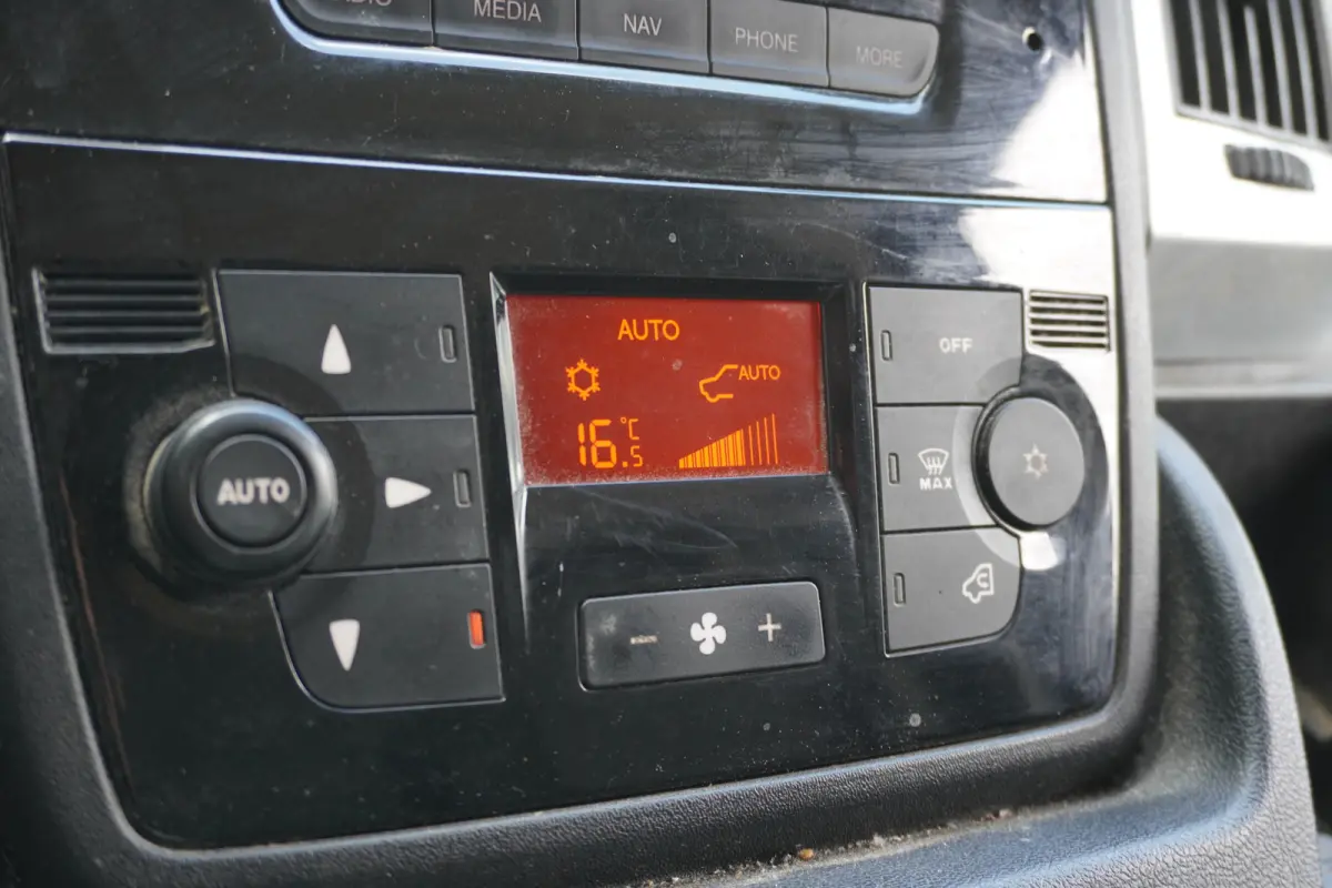 2.3 MultiJet L2H2 EURO 6 - A/C Climate - Navi - Cruise - Camera - €14.499,- Excl.