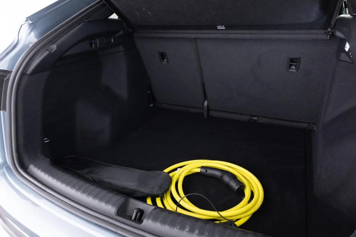 50 quattro S edition 77 kWh | Half LEDER | ECC | NAVI | CAMERA | Stoelverwarming | SOH: 88,8% |