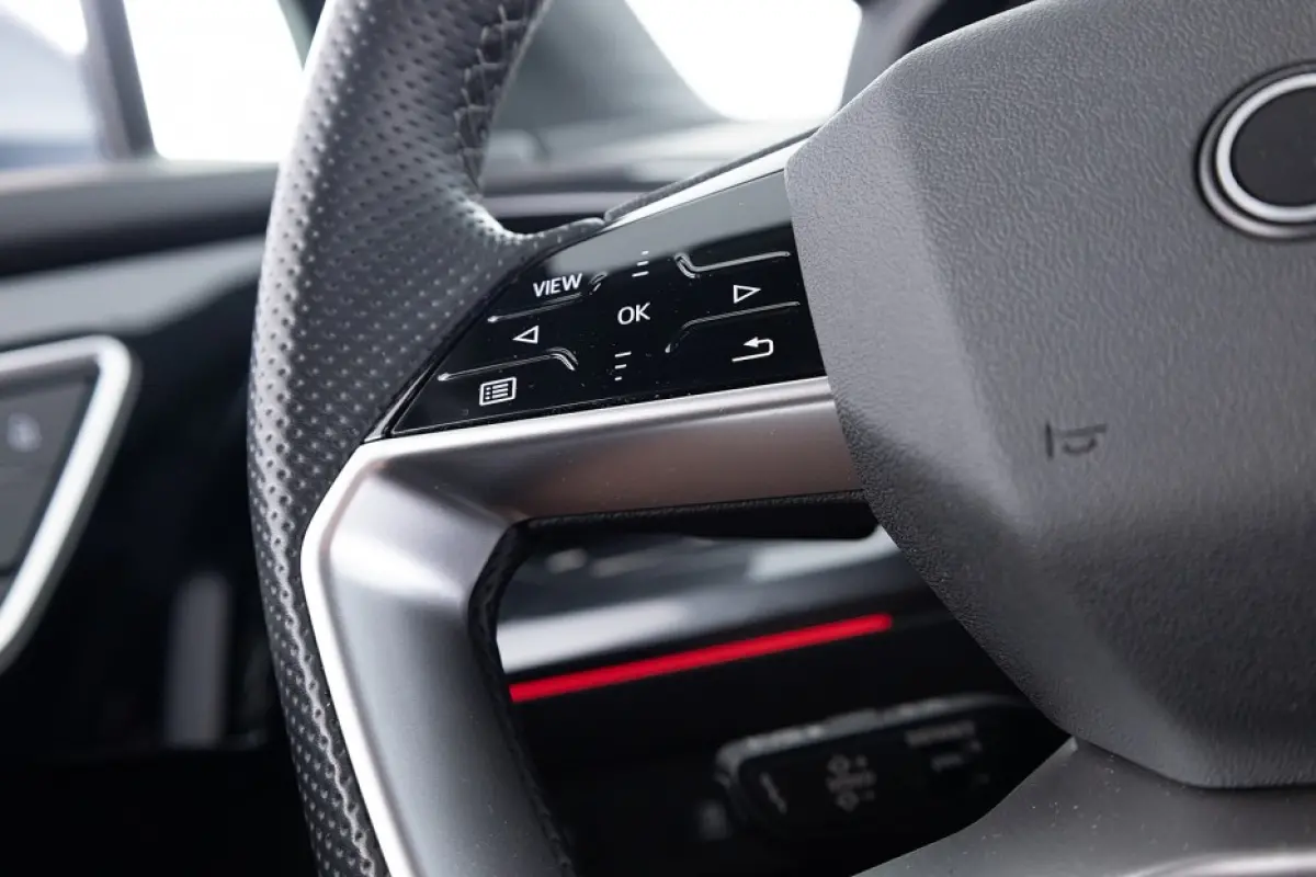 50 quattro S edition 77 kWh | Half LEDER | ECC | NAVI | CAMERA | Stoelverwarming | SOH: 88,8% |