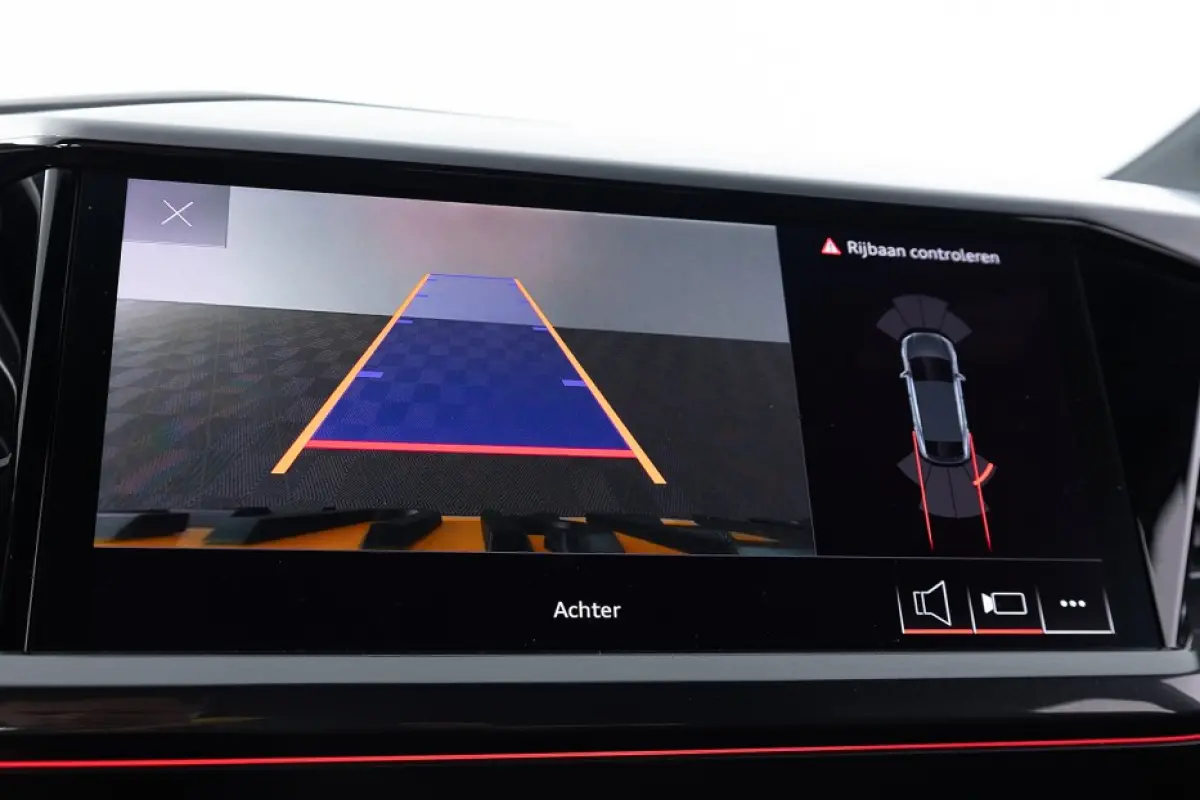 50 quattro S edition 77 kWh | Half LEDER | ECC | NAVI | CAMERA | Stoelverwarming | SOH: 88,8% |