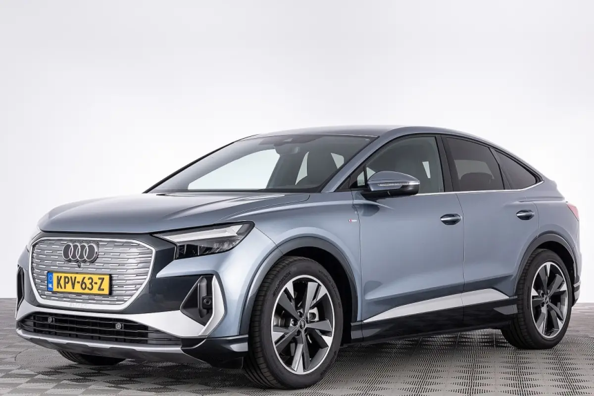 50 quattro S edition 77 kWh | Half LEDER | ECC | NAVI | CAMERA | Stoelverwarming | SOH: 88,8% |