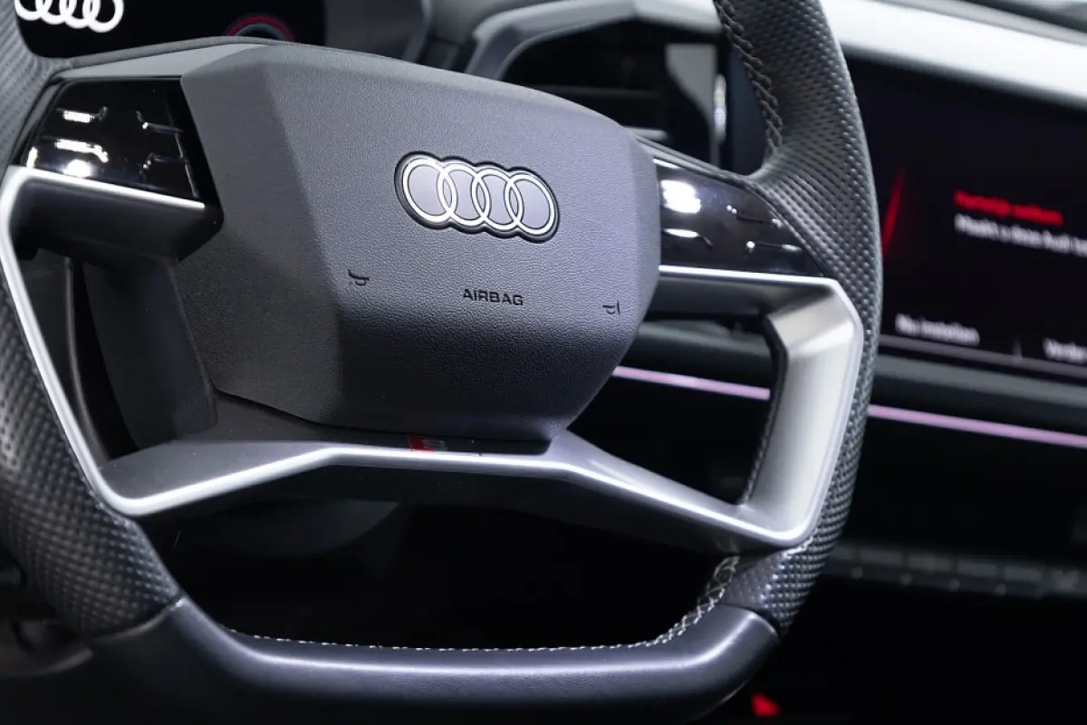 50 quattro S edition 77 kWh | Half LEDER | ECC | NAVI | CAMERA | Stoelverwarming | SOH: 88,8% |