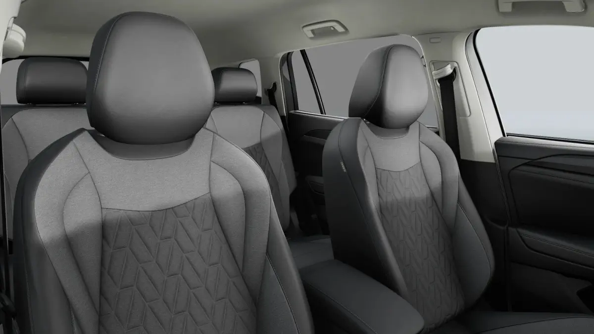 Life Edition | 'App-Connect' draadloze smartphone integratie | Automatische afstandsregeling (Adaptive Cruise Control) | Buitenspiegels elektrisch instel-, verwarm- en inklapbaar
