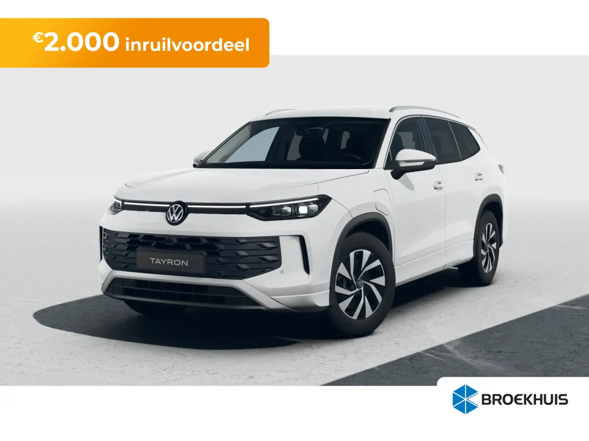 Life Edition | 'App-Connect' draadloze smartphone integratie | Automatische afstandsregeling (Adaptive Cruise Control) | Buitenspiegels elektrisch instel-, verwarm- en inklapbaar