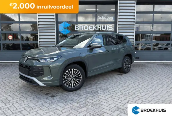 Life Edition | 'App-Connect' draadloze smartphone integratie | Automatische afstandsregeling (Adaptive Cruise Control) | Buitenspiegels elektrisch instel-, verwarm- en inklapbaar
