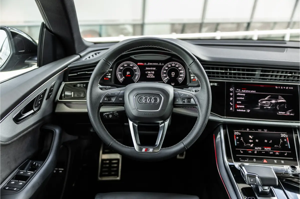 60 TFSI e S-Line Competition | Panorama | B&O | Matrix Laser LED | 360 Camera | RS Zetels | Elek trekhaak | ACC | Stoelverwarming V+A | Keyless | MY2026 | Fabrieksgarantie