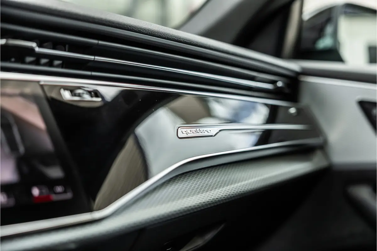 60 TFSI e S-Line Competition | Panorama | B&O | Matrix Laser LED | 360 Camera | RS Zetels | Elek trekhaak | ACC | Stoelverwarming V+A | Keyless | MY2026 | Fabrieksgarantie