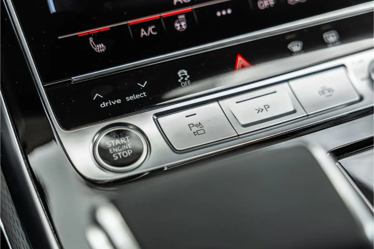 60 TFSI e S-Line Competition | Panorama | B&O | Matrix Laser LED | 360 Camera | RS Zetels | Elek trekhaak | ACC | Stoelverwarming V+A | Keyless | MY2026 | Fabrieksgarantie