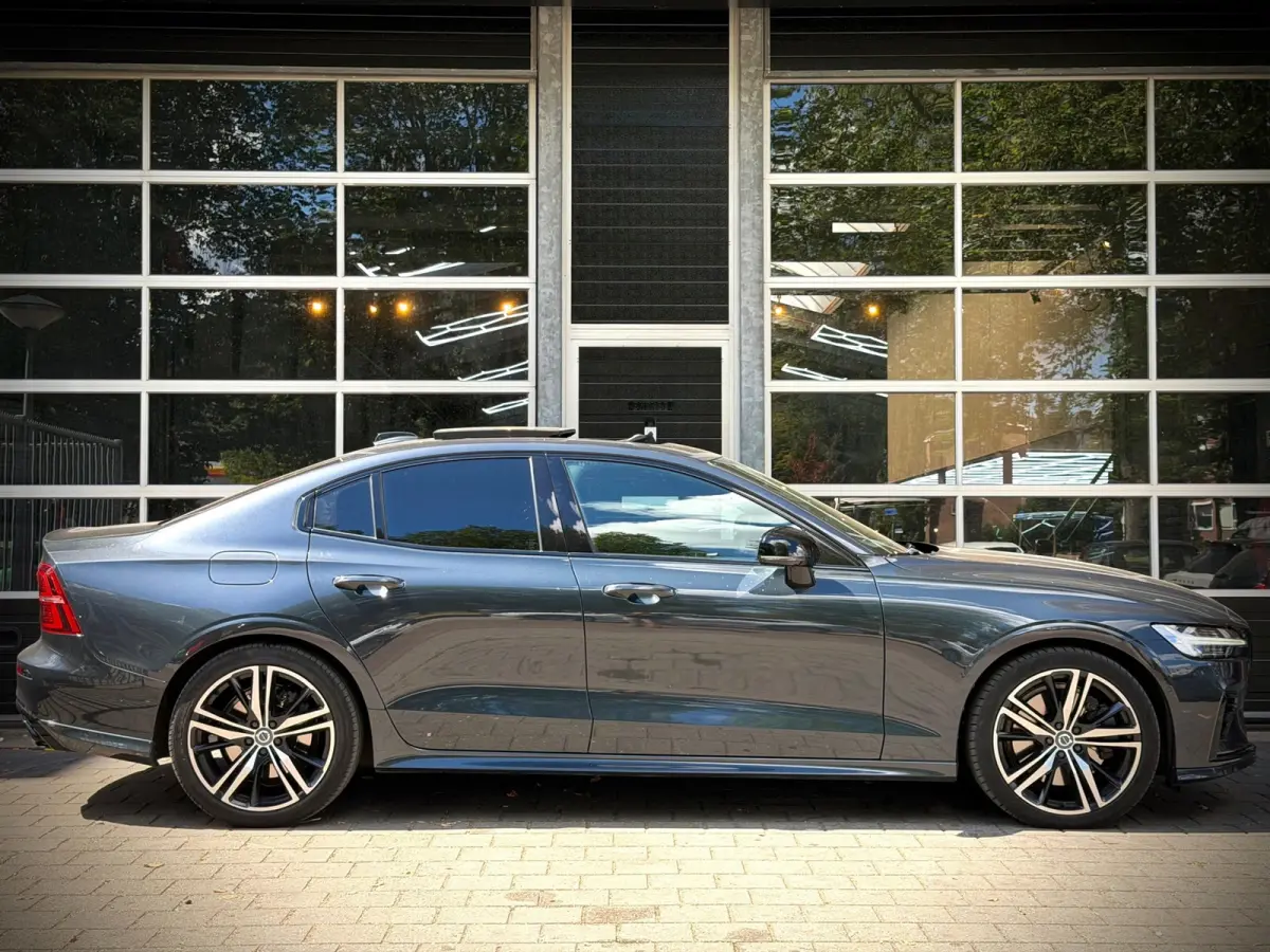 2.0 T8 AWD Polestar Engineered | PANO | LEER | LED | CARPLAY |