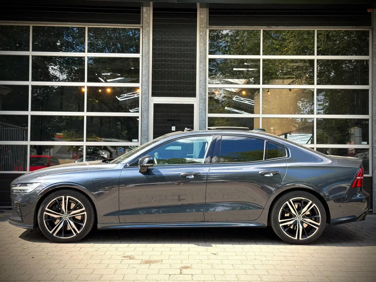 2.0 T8 AWD Polestar Engineered | PANO | LEER | LED | CARPLAY |