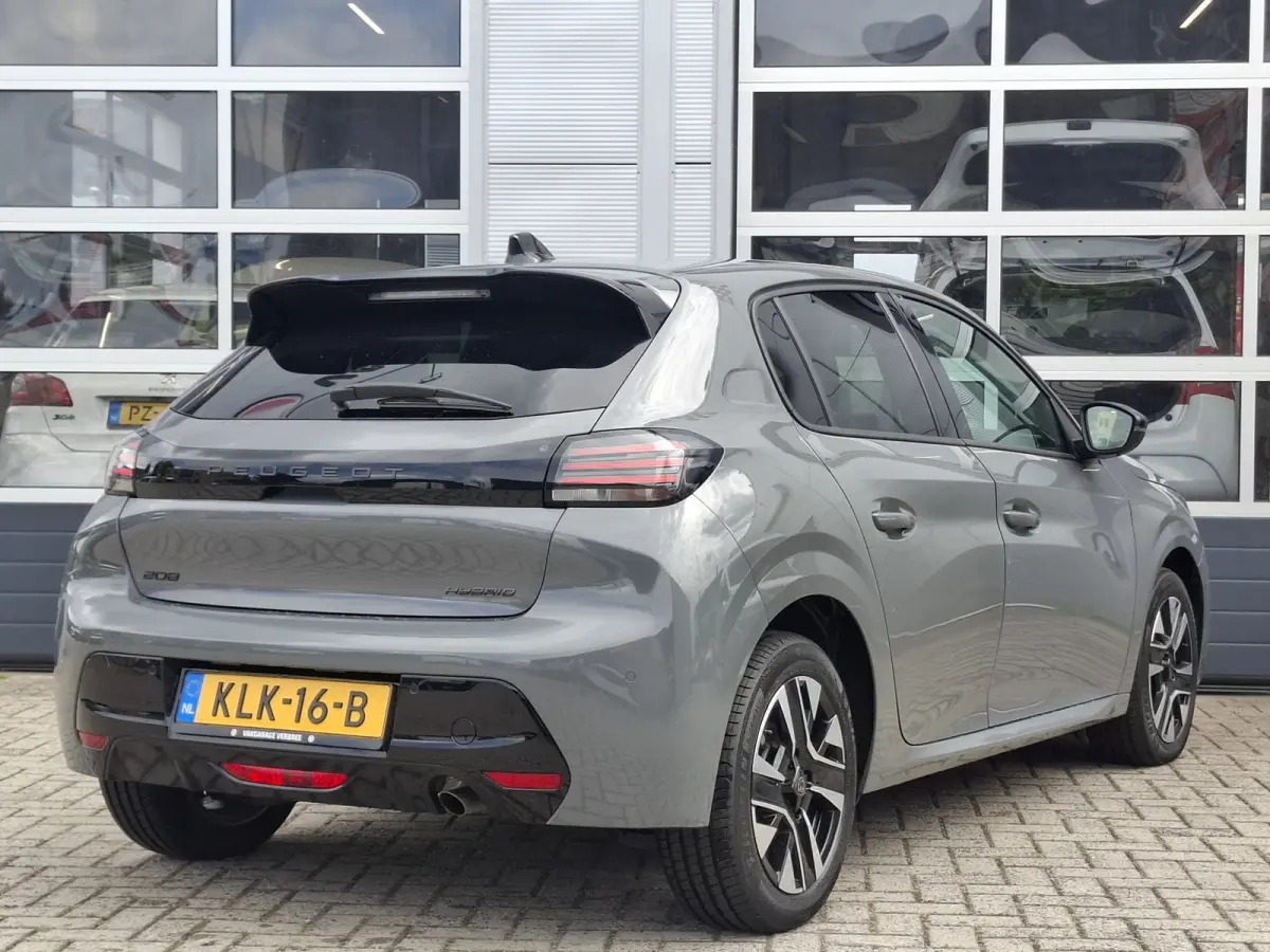 1.2 Hybrid 110 e-DCS6 Allure | Android/Apple Carplay | LM Velgen 16" | Cruise Control | Kunstleder/Stoffen Bekleding | LED Koplampen | Airco |
