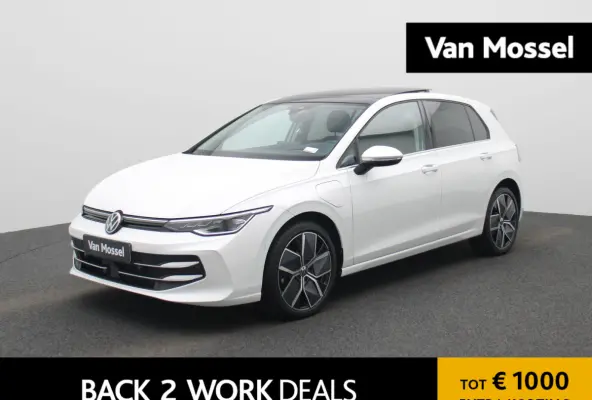 1.5 eHybrid Style Edition 204 PK| Panoramadak | Trekhaak | Navigatie | LED Matrix | Stoelverwarming | Stuurwielverwarming | Dodehoekdetectie