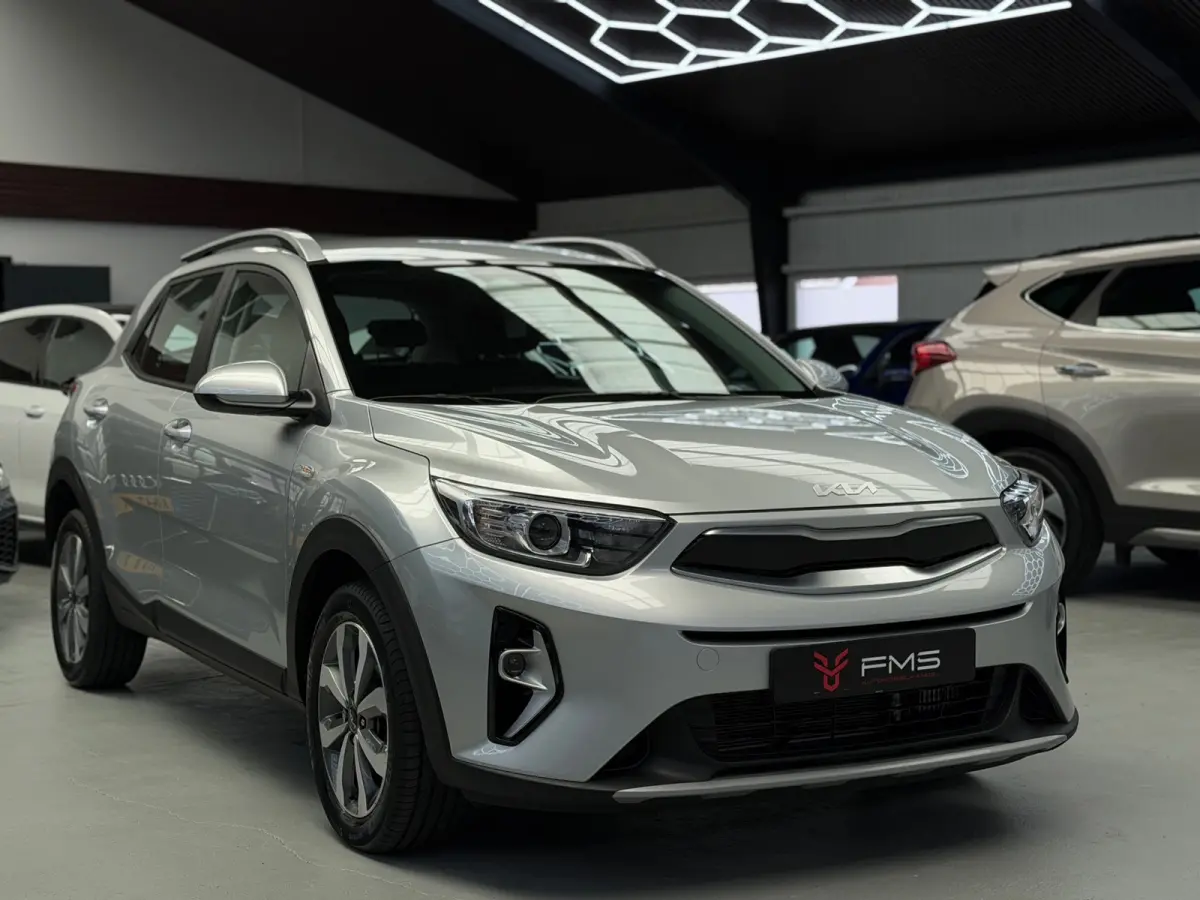 1.0 T-GDi MHEV DynamicLine Carplay Camera