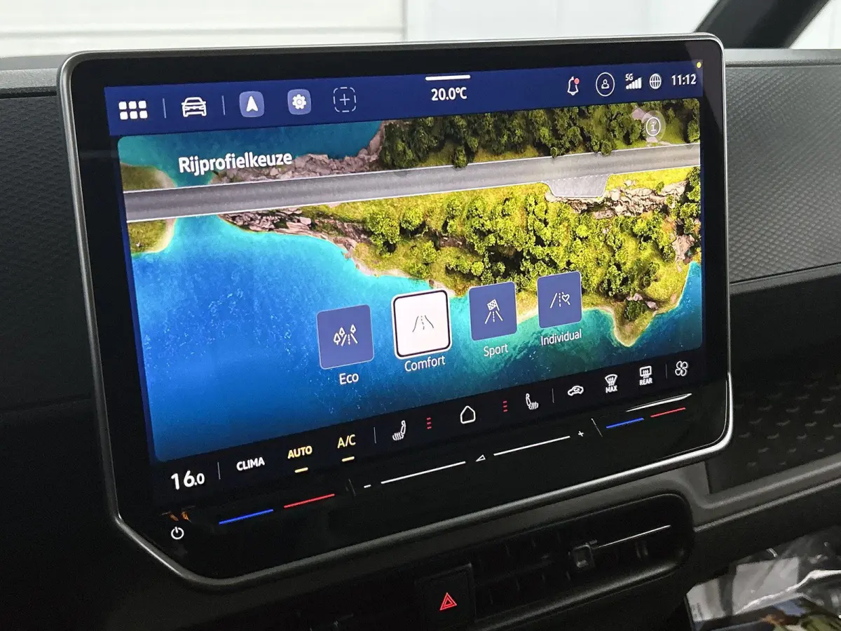 Bulli Limited Edition 286PK | Climatric Airco | Trekhaak | Stoelverwarming | Draadloos Apple Carplay/ Android Auto | DAB+ | Achteruitrijcamera inclusief 360 graden | Diefstalalarm | Navigati