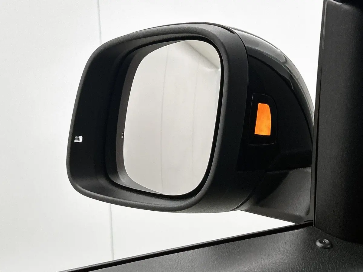 Bulli Limited Edition 286PK | Climatric Airco | Trekhaak | Stoelverwarming | Draadloos Apple Carplay/ Android Auto | DAB+ | Achteruitrijcamera inclusief 360 graden | Diefstalalarm | Navigati