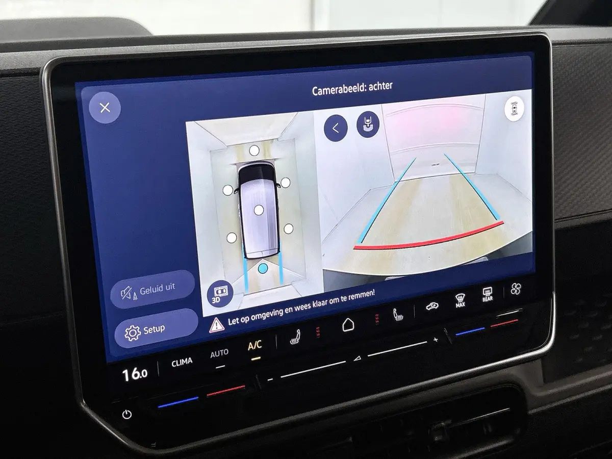 Bulli Limited Edition 286PK | Climatric Airco | Trekhaak | Stoelverwarming | Draadloos Apple Carplay/ Android Auto | DAB+ | Achteruitrijcamera inclusief 360 graden | Diefstalalarm | Navigati