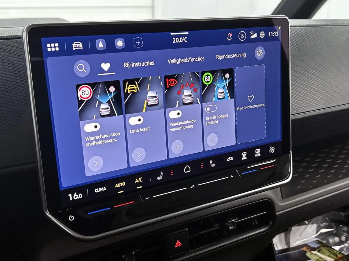 Bulli Limited Edition 286PK | Climatric Airco | Trekhaak | Stoelverwarming | Draadloos Apple Carplay/ Android Auto | DAB+ | Achteruitrijcamera inclusief 360 graden | Diefstalalarm | Navigati